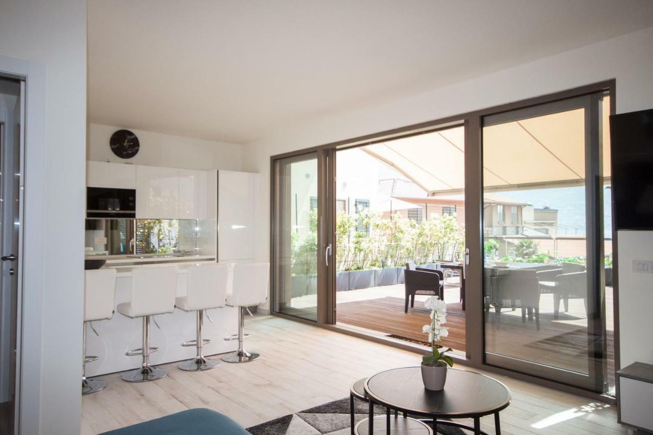 Terrazza Sul Lago - Acquaseria, San Siro By Lovecomo Exterior foto